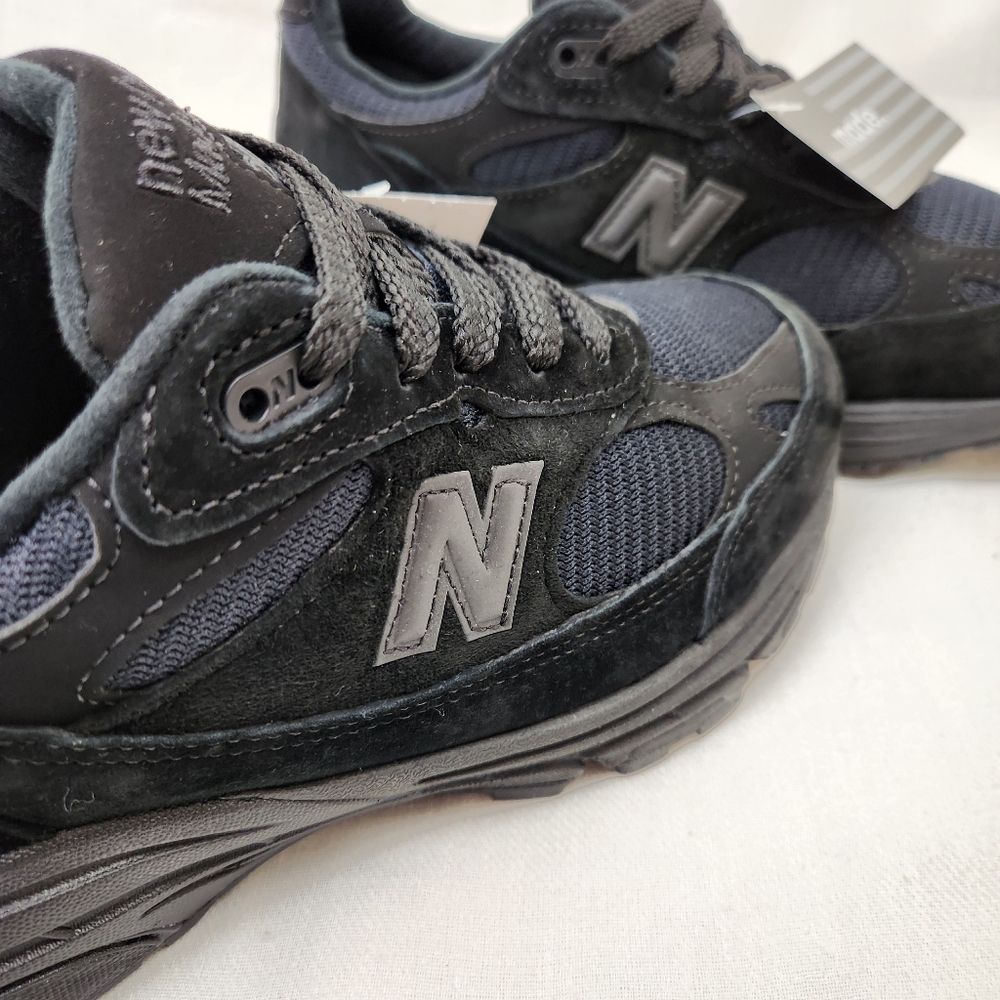 New balance 993 Black On Black Suede Sneakers. USA - Picture 11 of 13